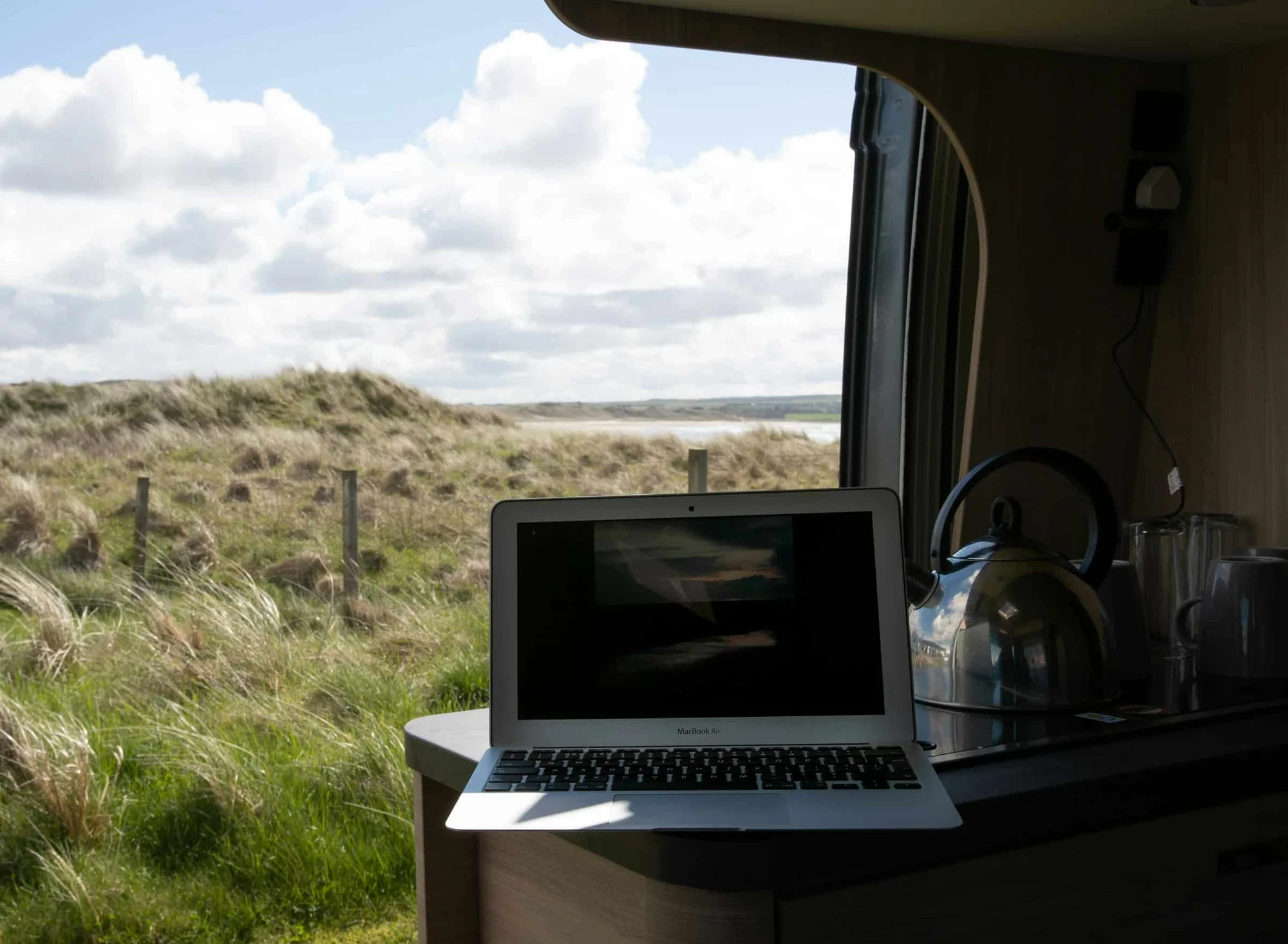 How To Stay Connected With Starlink Rental for RVers