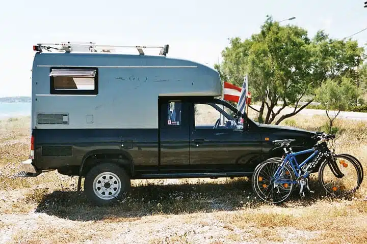 truck with camper shell