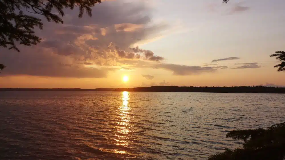 lake sunset photo